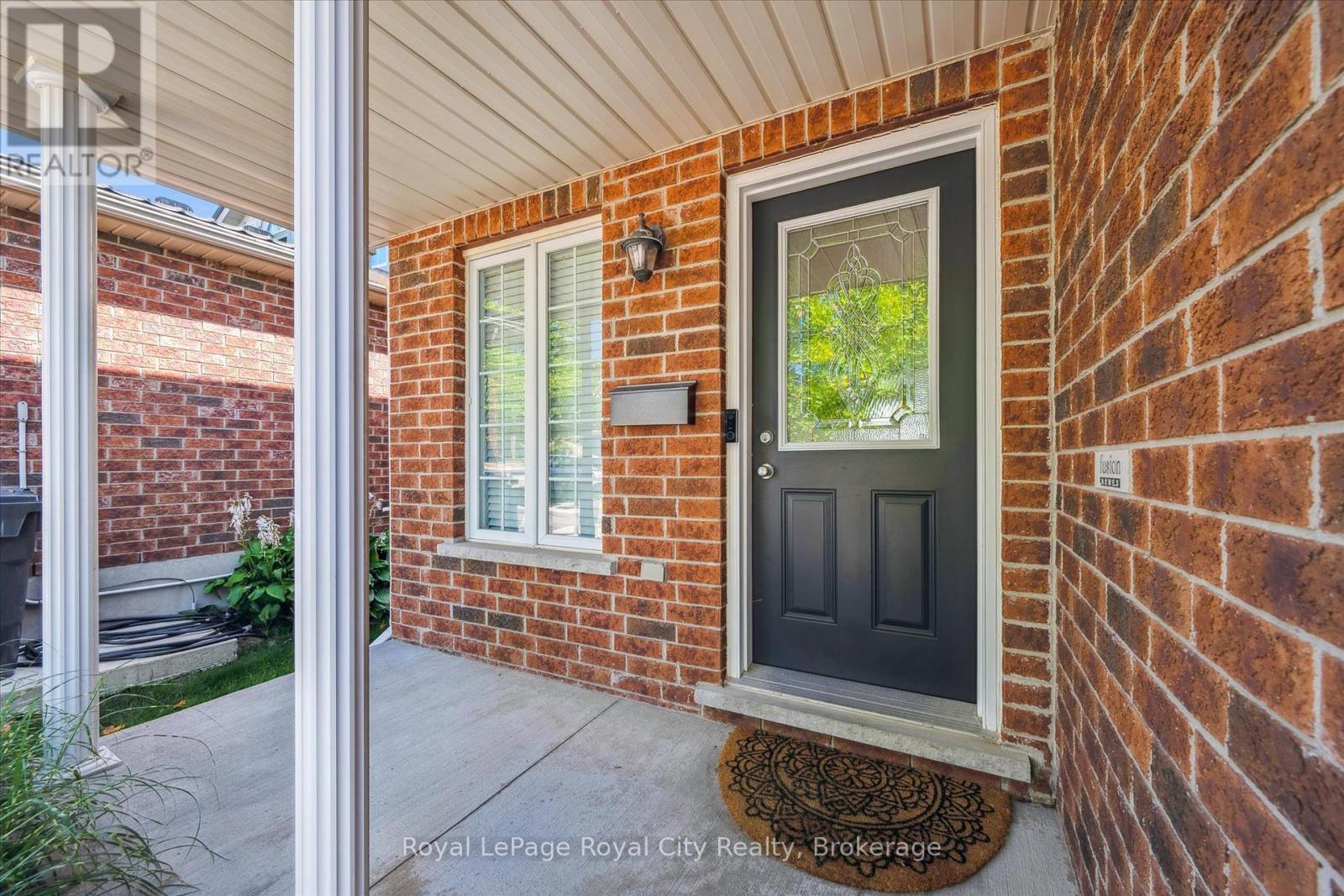 3 Warren Street N, Guelph (Grange Road), Ontario  N1E 7K4 - Photo 4 - X12418001