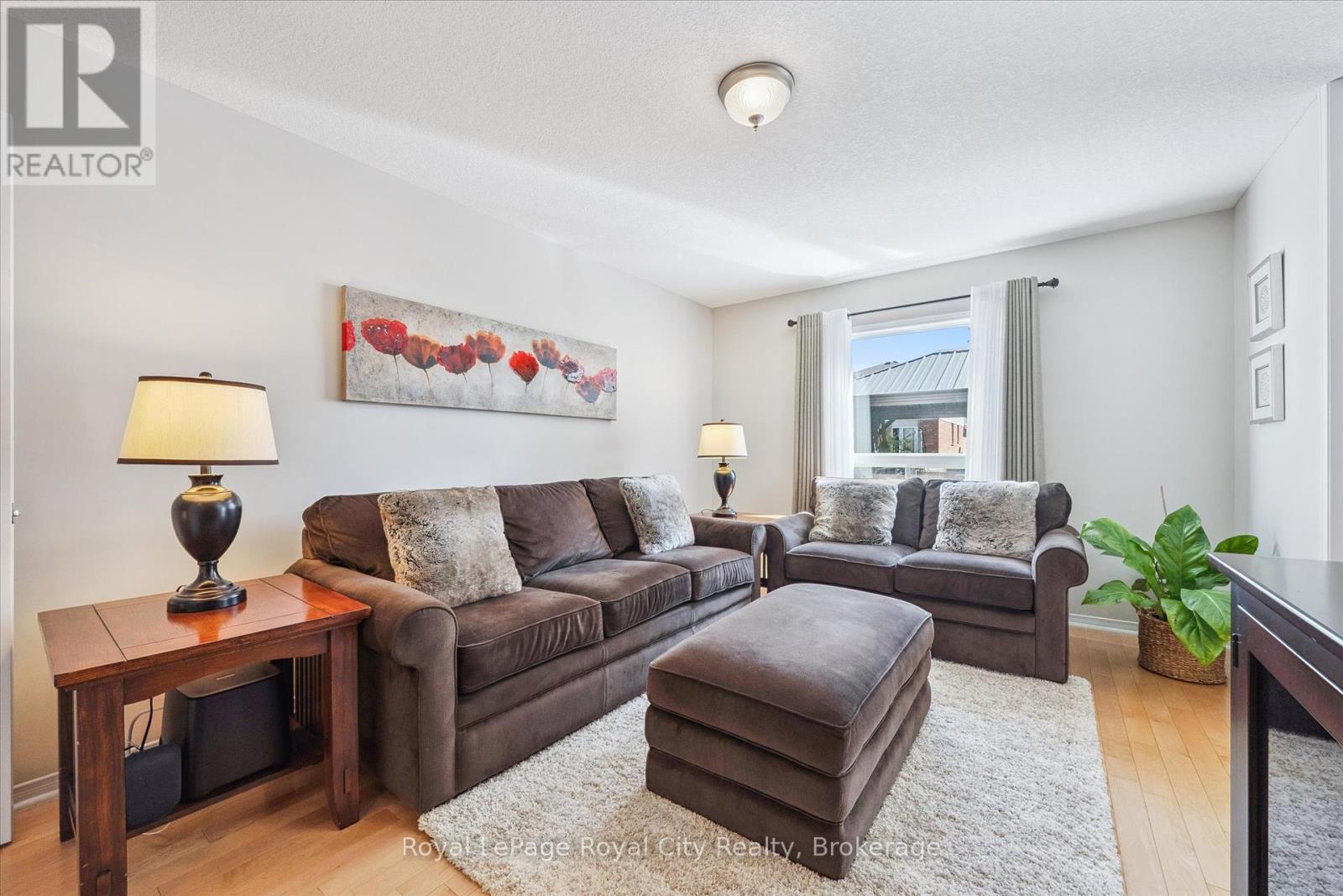 3 Warren Street N, Guelph (Grange Road), Ontario  N1E 7K4 - Photo 7 - X12418001