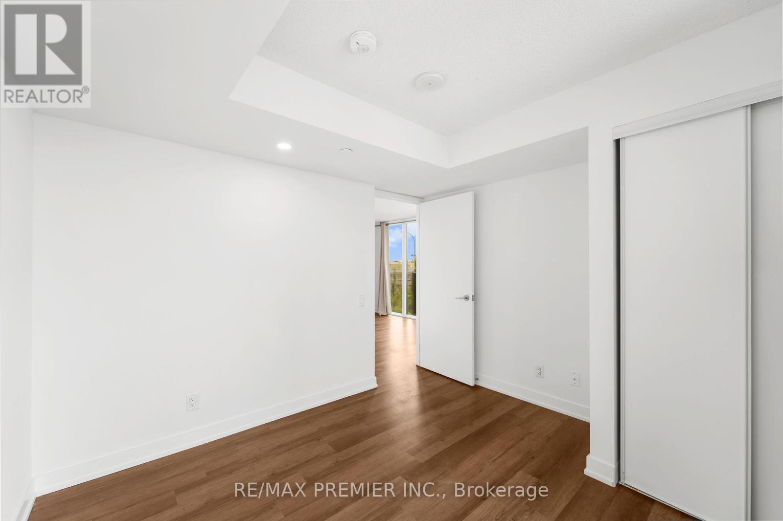 102 - 38 Monte Kwinter Court, Toronto, Ontario  M3H 0E2 - Photo 10 - C12417959