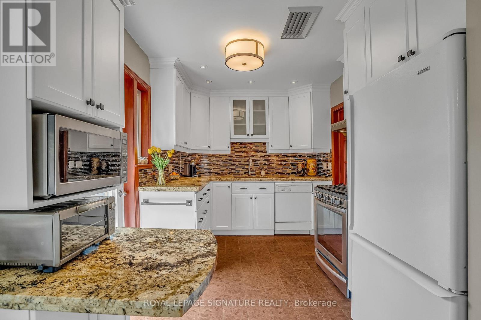 81 Broadlands Boulevard, Toronto (Parkwoods-Donalda), Ontario  M3A 1J6 - Photo 11 - C12417989