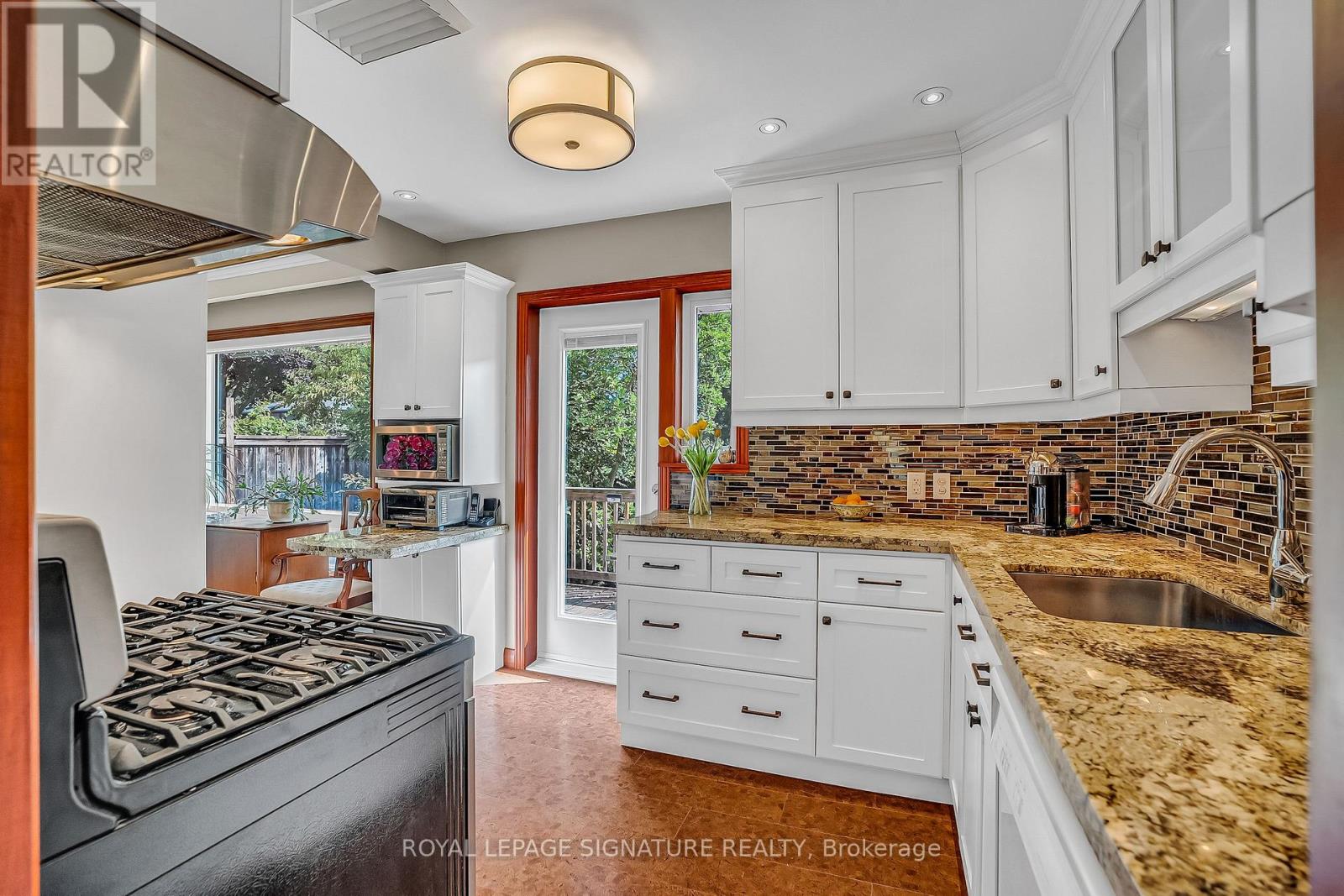 81 Broadlands Boulevard, Toronto (Parkwoods-Donalda), Ontario  M3A 1J6 - Photo 13 - C12417989