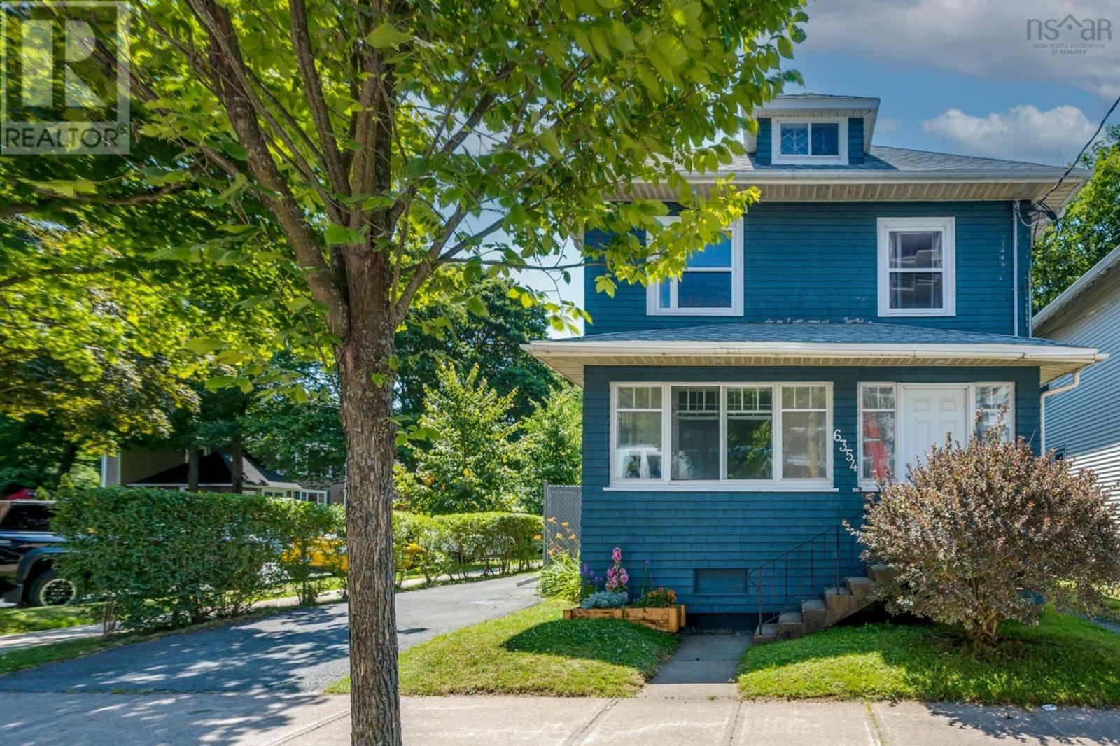 6354 Pepperell Street, Halifax, Nova Scotia  B3H 2P4 - Photo 2 - 202523697