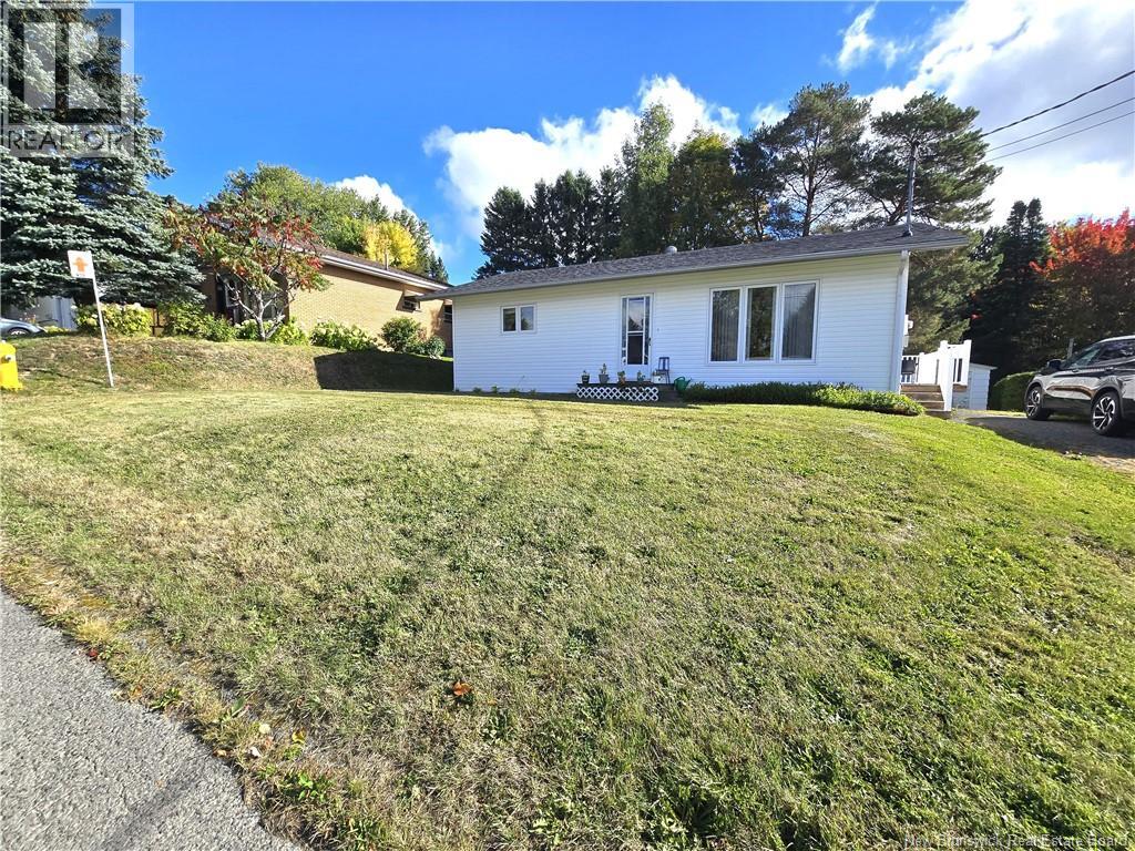 19 J.-Gaspard-Boucher Avenue, Edmundston, New Brunswick  E3V 1P4 - Photo 45 - NB127107
