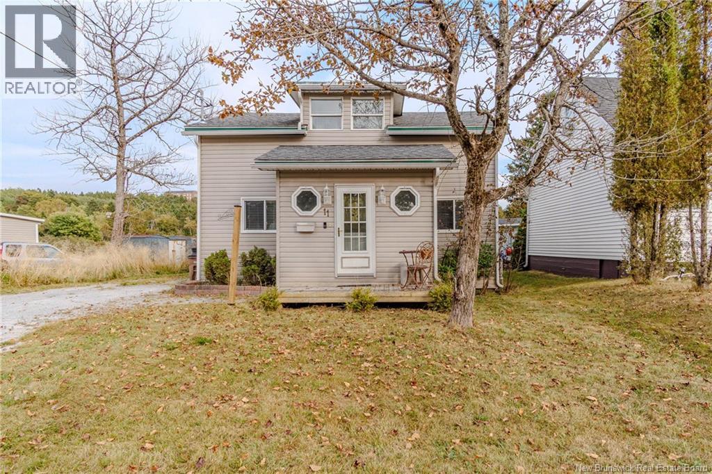 11 Mackay Street, Saint John, New Brunswick  E2H 2G3 - Photo 2 - NB126722