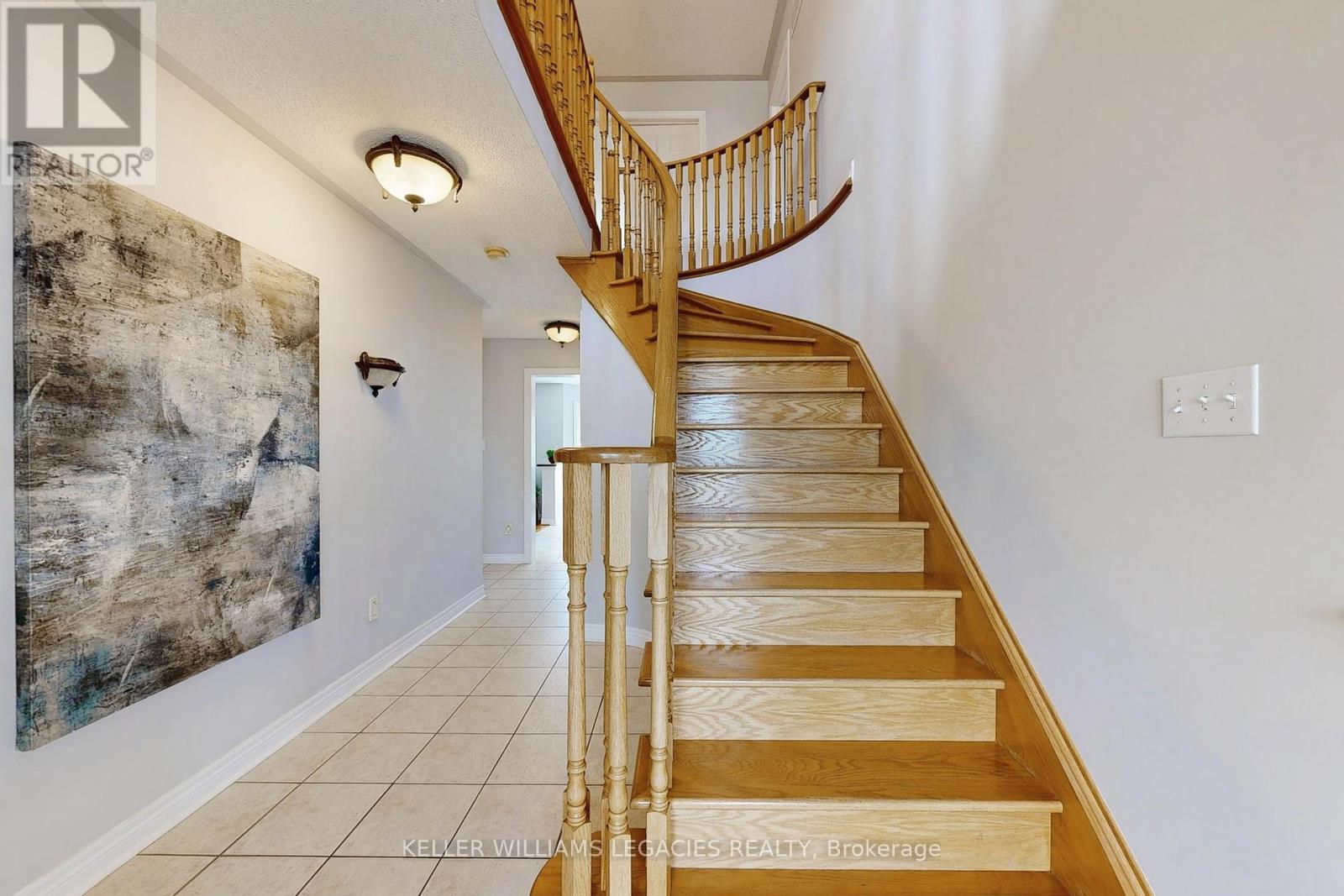 304 Maria Antonia Road, Vaughan, Ontario  L4H 2Z1 - Photo 12 - N12417954