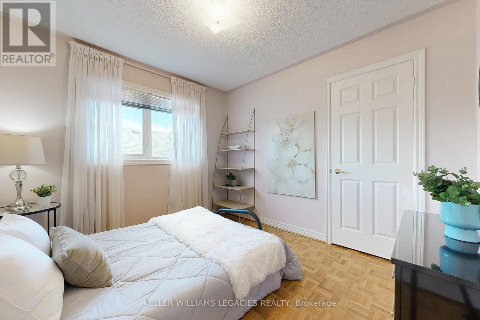 304 Maria Antonia Road, Vaughan, Ontario  L4H 2Z1 - Photo 20 - N12417954