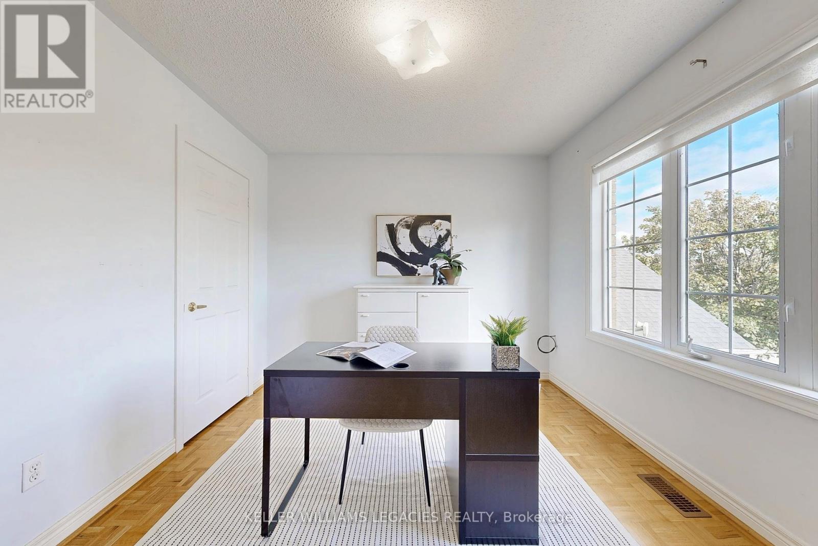 304 Maria Antonia Road, Vaughan, Ontario  L4H 2Z1 - Photo 21 - N12417954