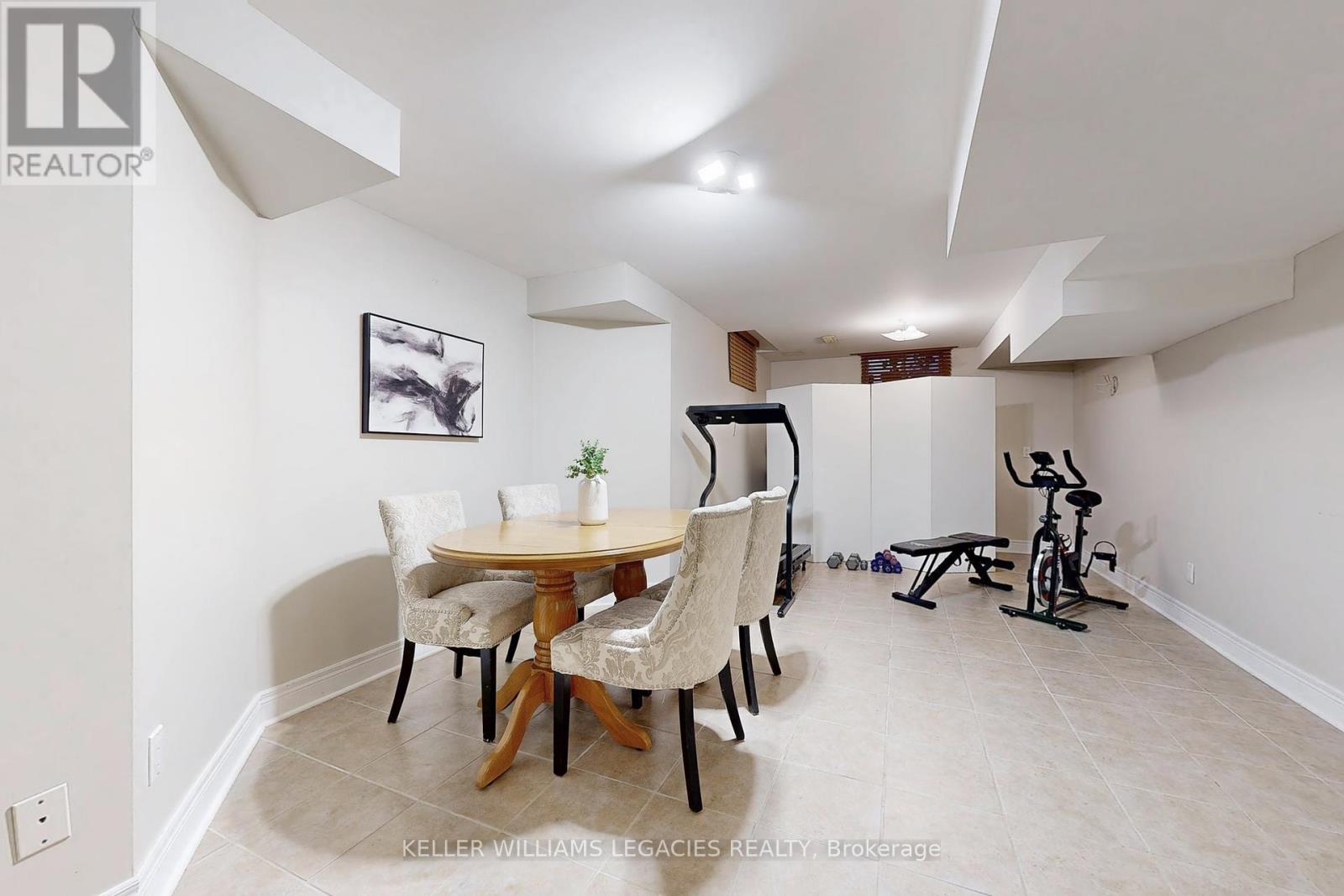 304 Maria Antonia Road, Vaughan, Ontario  L4H 2Z1 - Photo 25 - N12417954