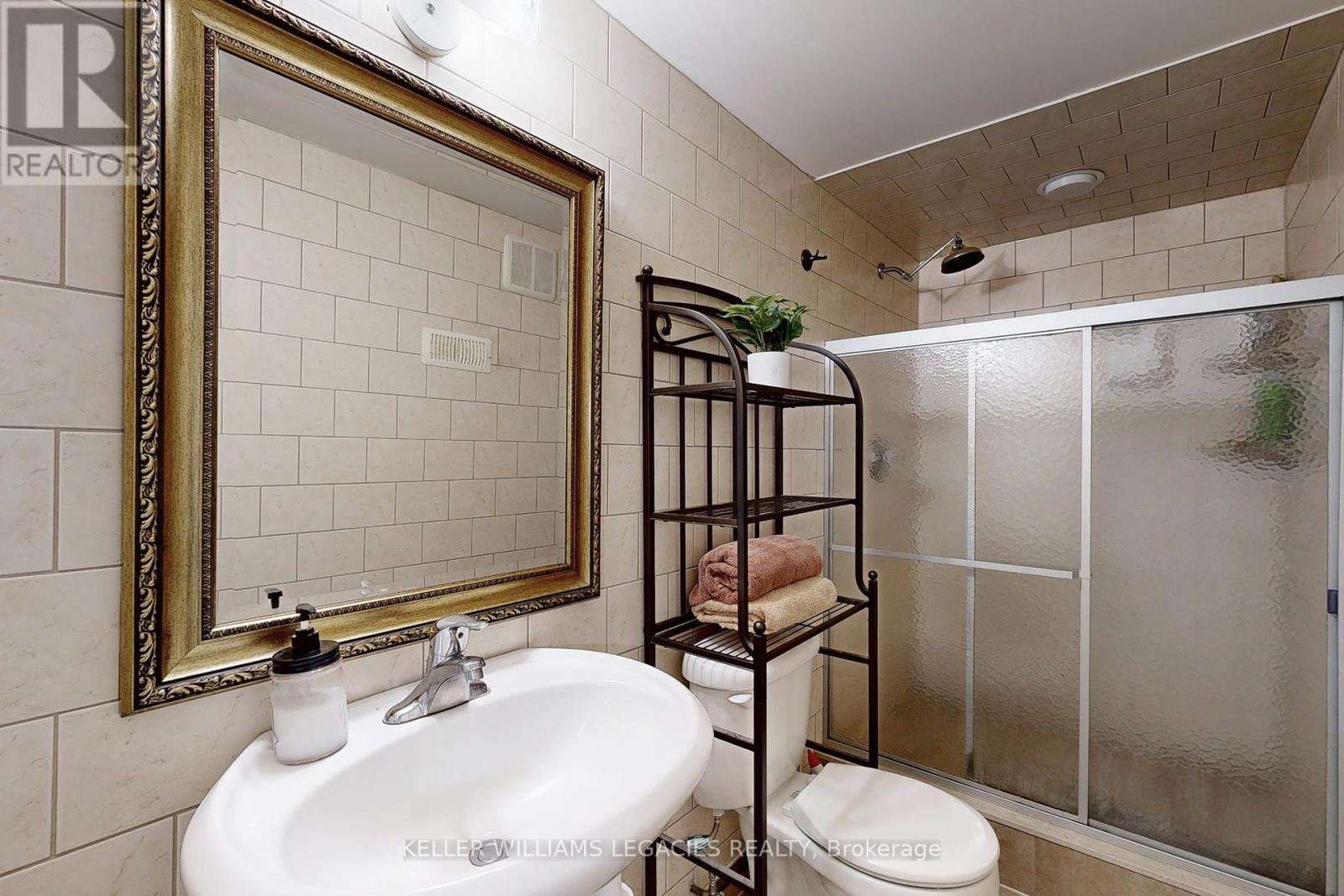 304 Maria Antonia Road, Vaughan, Ontario  L4H 2Z1 - Photo 26 - N12417954