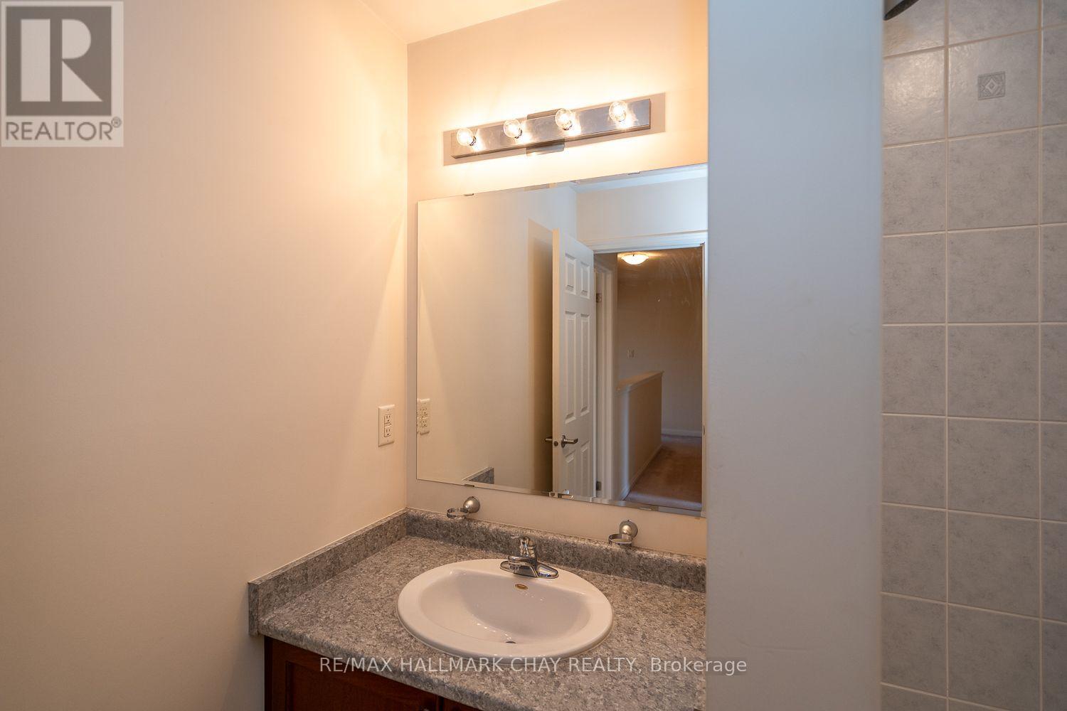 20 Steele Street, New Tecumseth, Ontario  L9R 0E6 - Photo 23 - N12417990