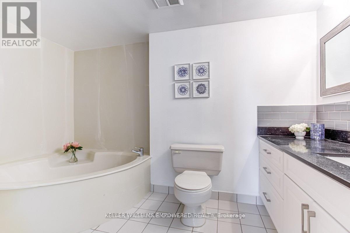 707 - 20 Harding Boulevard W, Richmond Hill, Ontario  L4C 9S4 - Photo 13 - N12417994