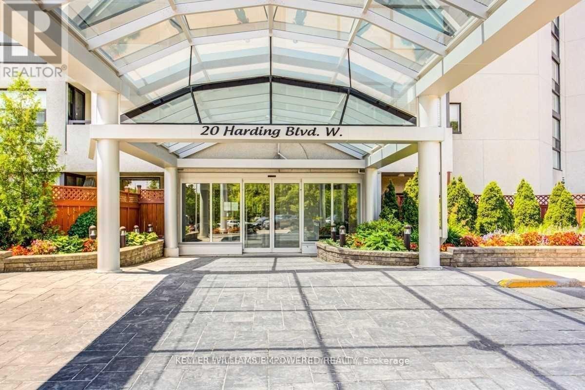 707 - 20 Harding Boulevard W, Richmond Hill, Ontario  L4C 9S4 - Photo 2 - N12417994