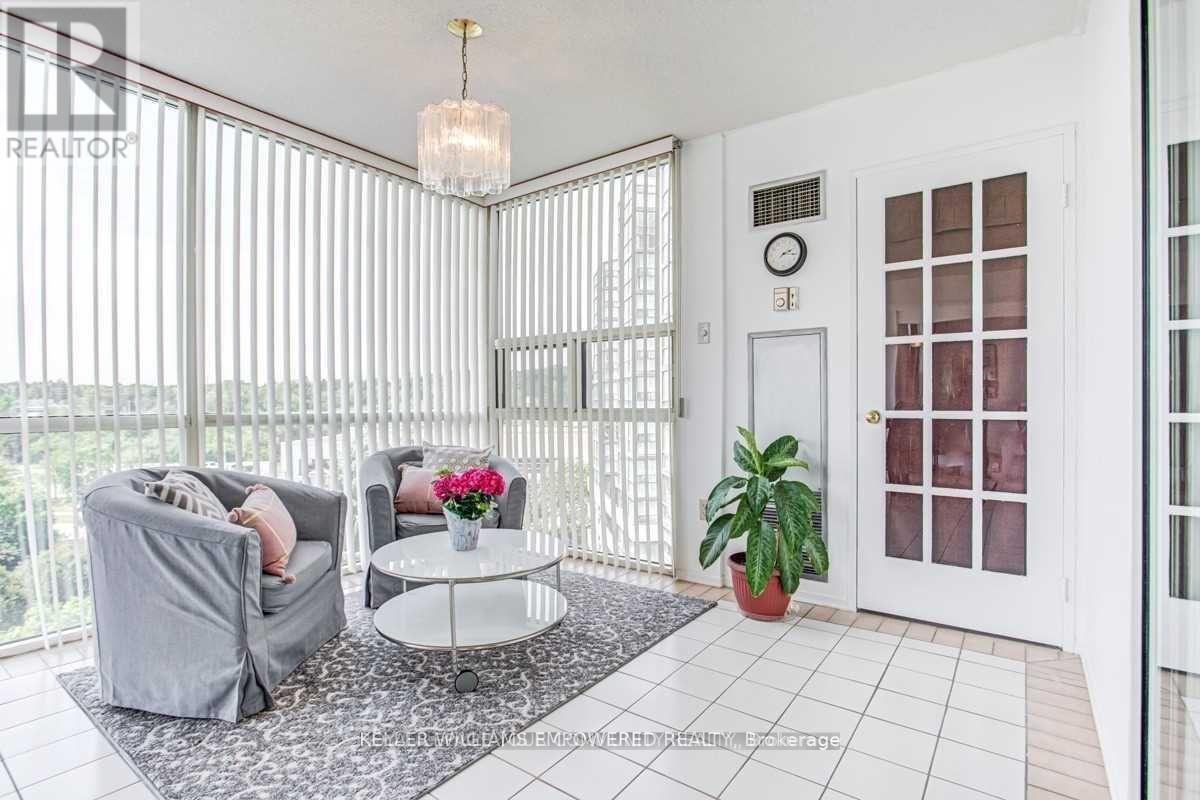 707 - 20 Harding Boulevard W, Richmond Hill, Ontario  L4C 9S4 - Photo 9 - N12417994