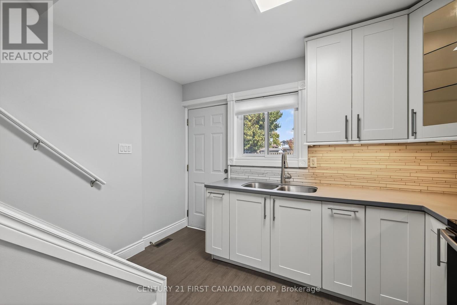 102 - 1090 Kipps Lane, London East, Ontario  N5Y 1V4 - Photo 10 - X12418022