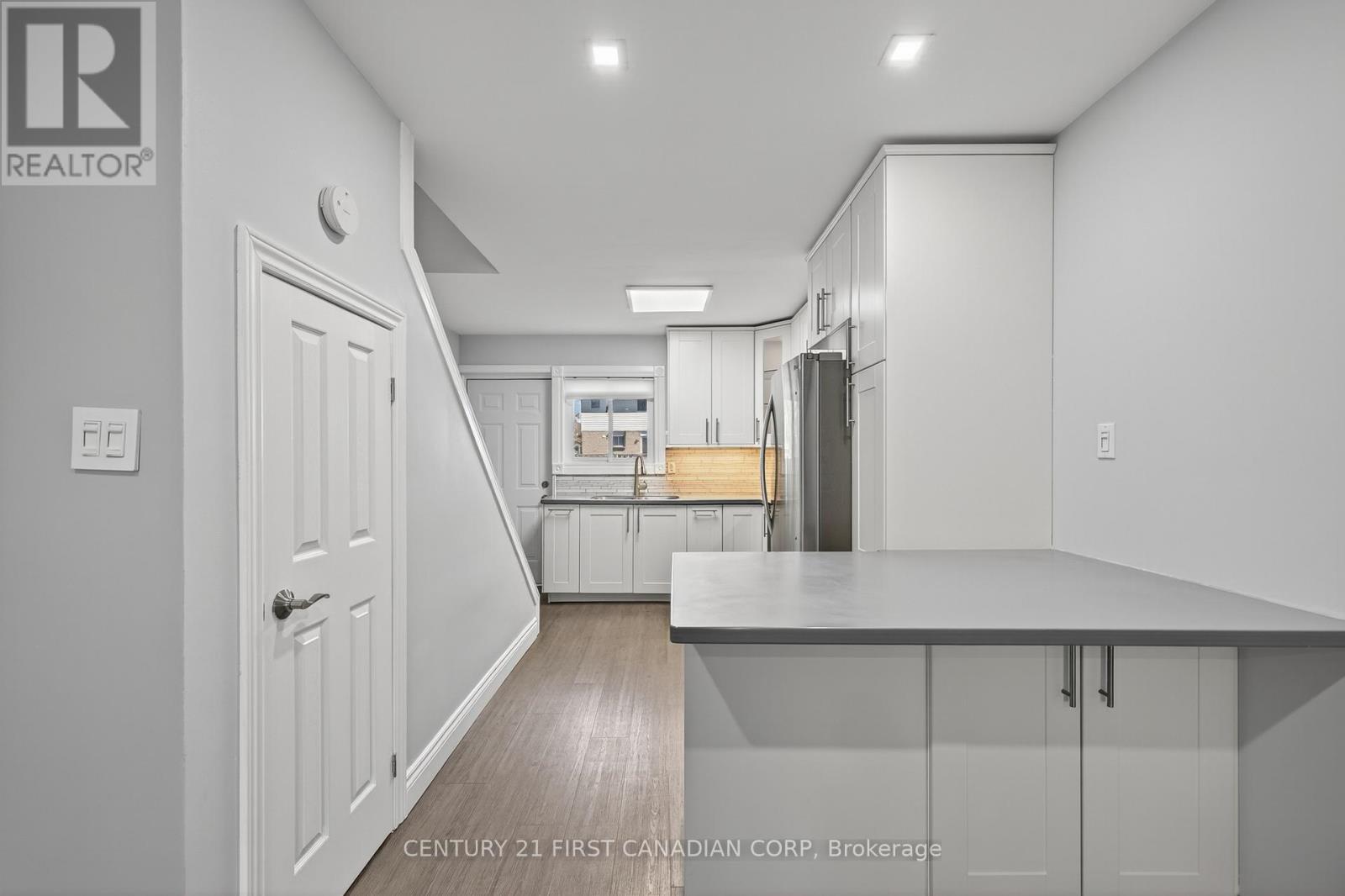 102 - 1090 Kipps Lane, London East, Ontario  N5Y 1V4 - Photo 11 - X12418022
