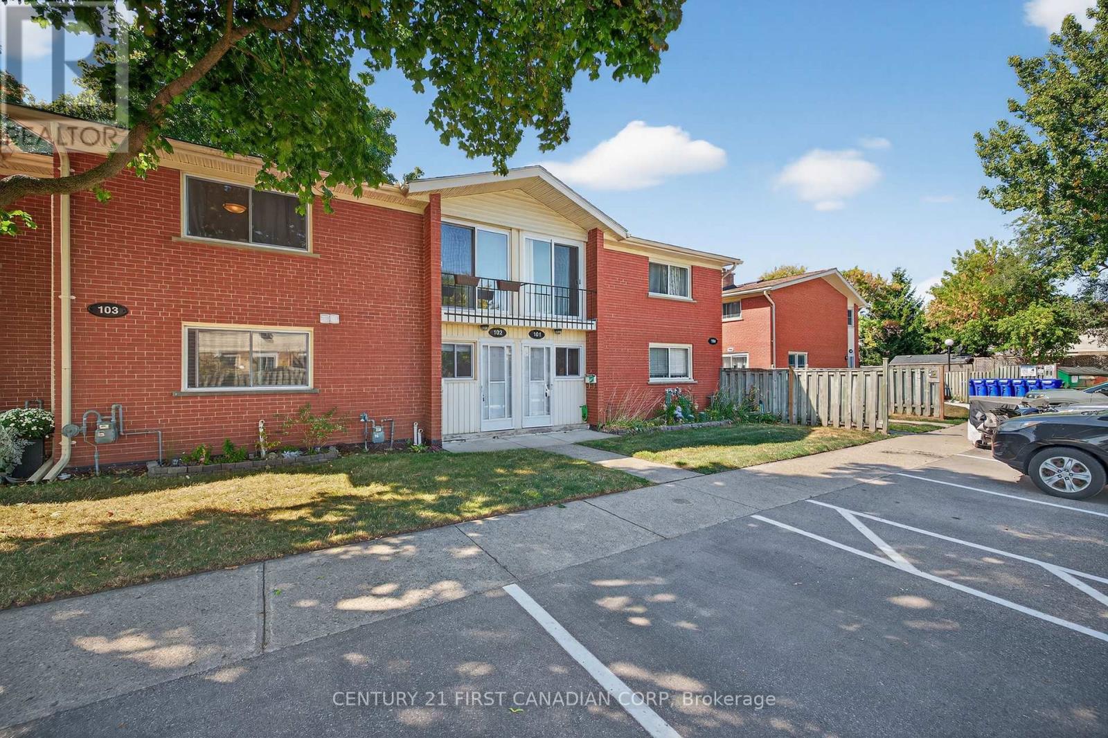 102 - 1090 Kipps Lane, London East, Ontario  N5Y 1V4 - Photo 2 - X12418022