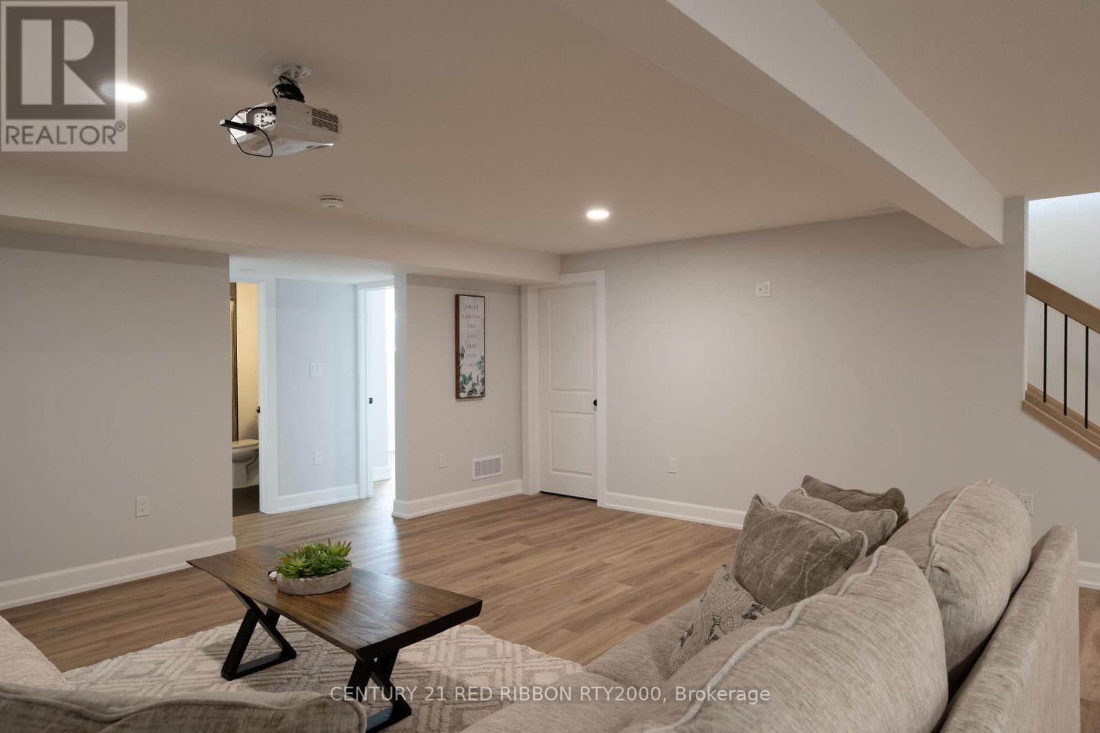 11 Briscoe Crescent, Strathroy-Caradoc, Ontario  N7G 4E1 - Photo 30 - X12418032