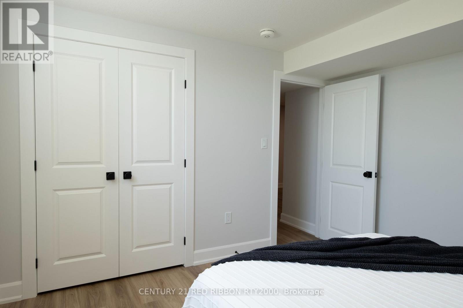 11 Briscoe Crescent, Strathroy-Caradoc, Ontario  N7G 4E1 - Photo 34 - X12418032