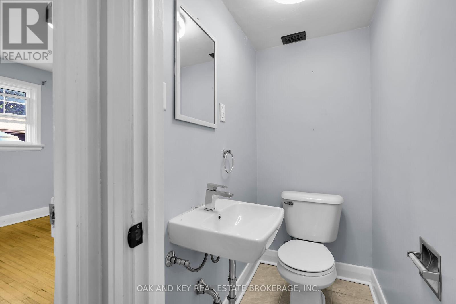 114 Lyman Street, London East, Ontario  N5Y 1M8 - Photo 13 - X12418037