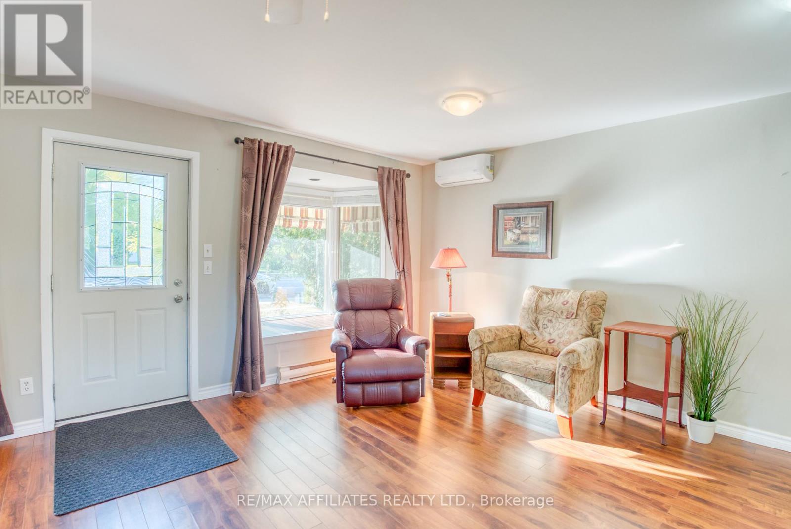 11 Drummond Street, Rideau Lakes, Ontario  K0G 1P0 - Photo 5 - X12418009