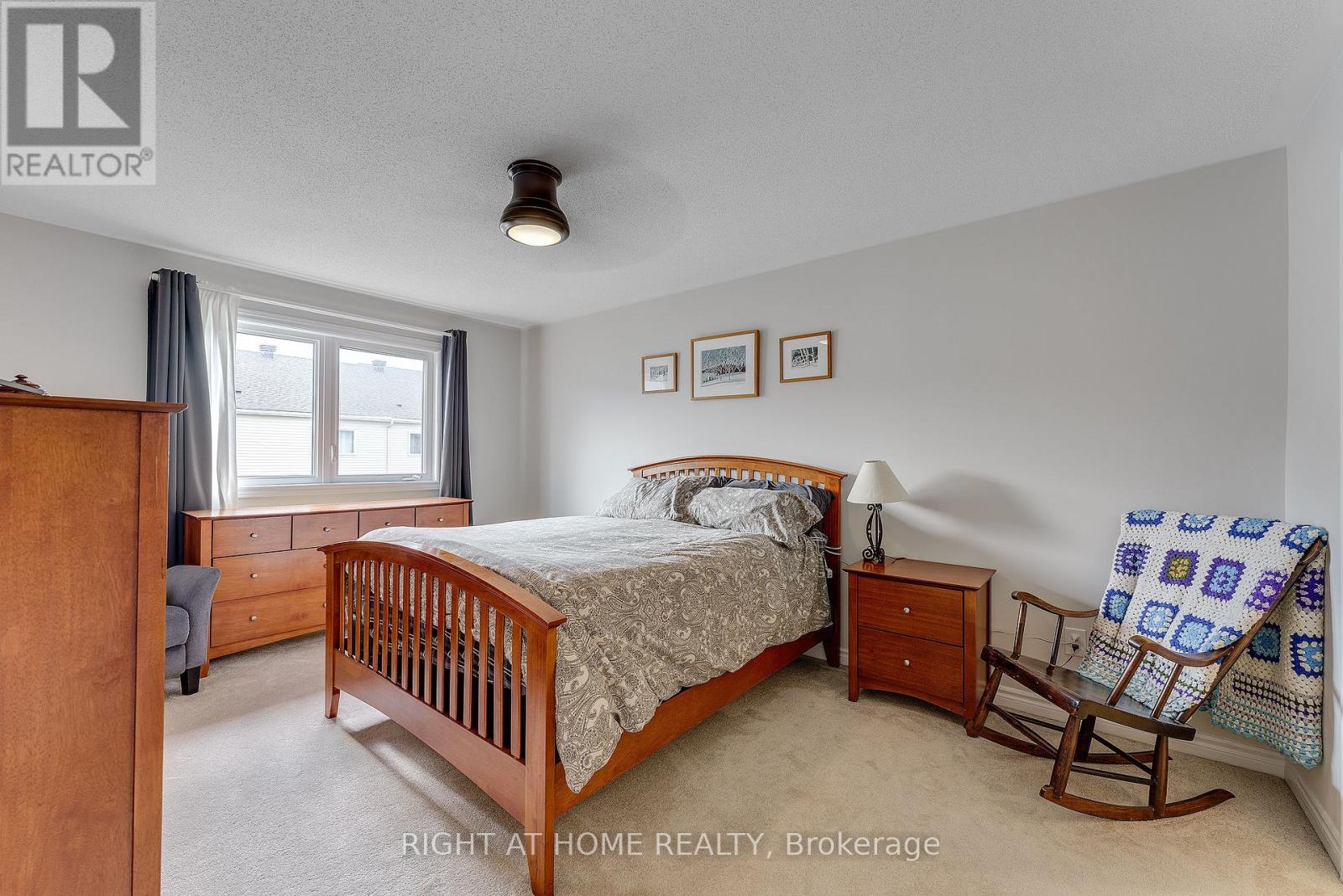 715 Derreen Avenue, Ottawa, Ontario  K2S 2Y9 - Photo 18 - X12418039
