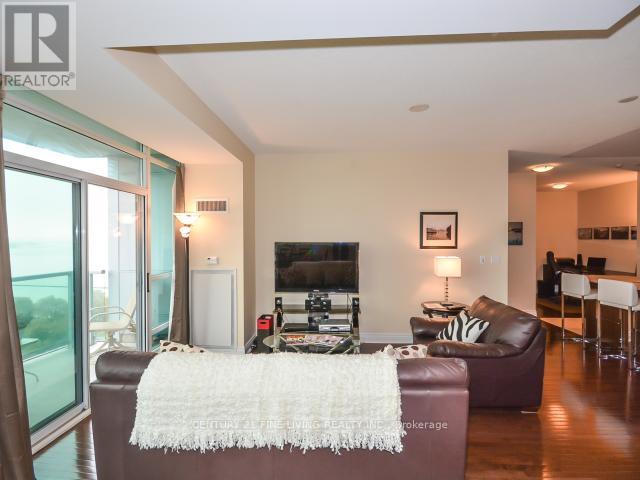 1504 - 1910 Lake Shore Boulevard W, Toronto, Ontario  M6S 1A2 - Photo 10 - W12417982