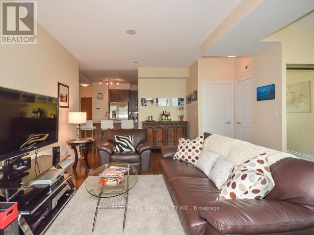 1504 - 1910 Lake Shore Boulevard W, Toronto, Ontario  M6S 1A2 - Photo 12 - W12417982