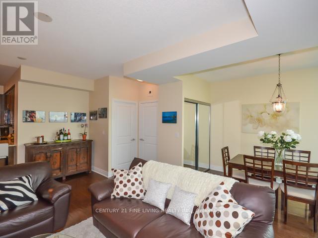 1504 - 1910 Lake Shore Boulevard W, Toronto, Ontario  M6S 1A2 - Photo 13 - W12417982