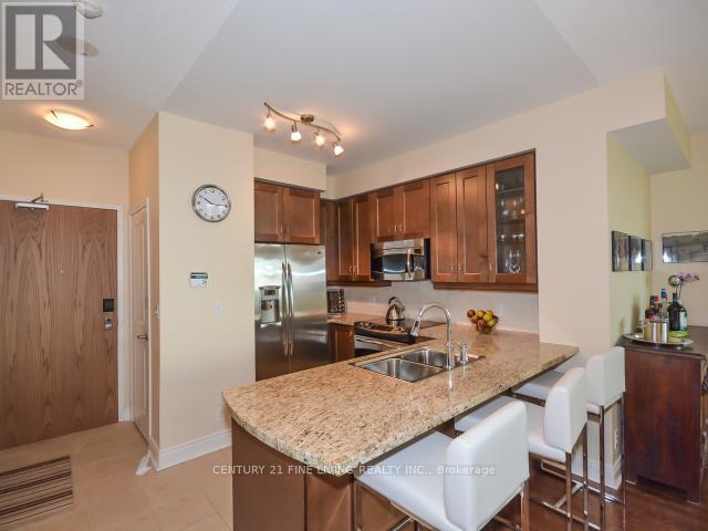 1504 - 1910 Lake Shore Boulevard W, Toronto, Ontario  M6S 1A2 - Photo 21 - W12417982