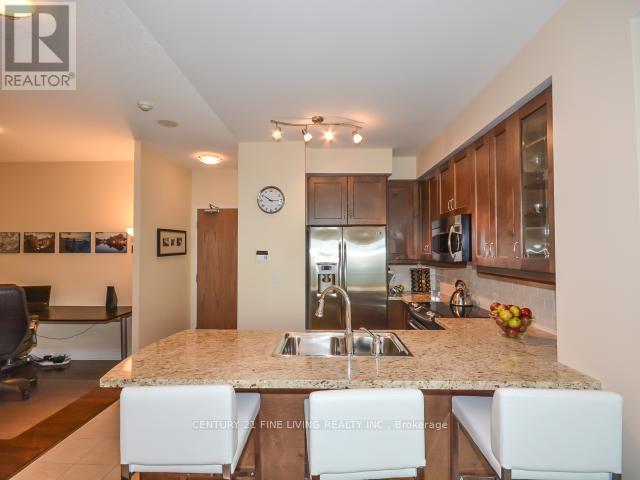 1504 - 1910 Lake Shore Boulevard W, Toronto, Ontario  M6S 1A2 - Photo 22 - W12417982