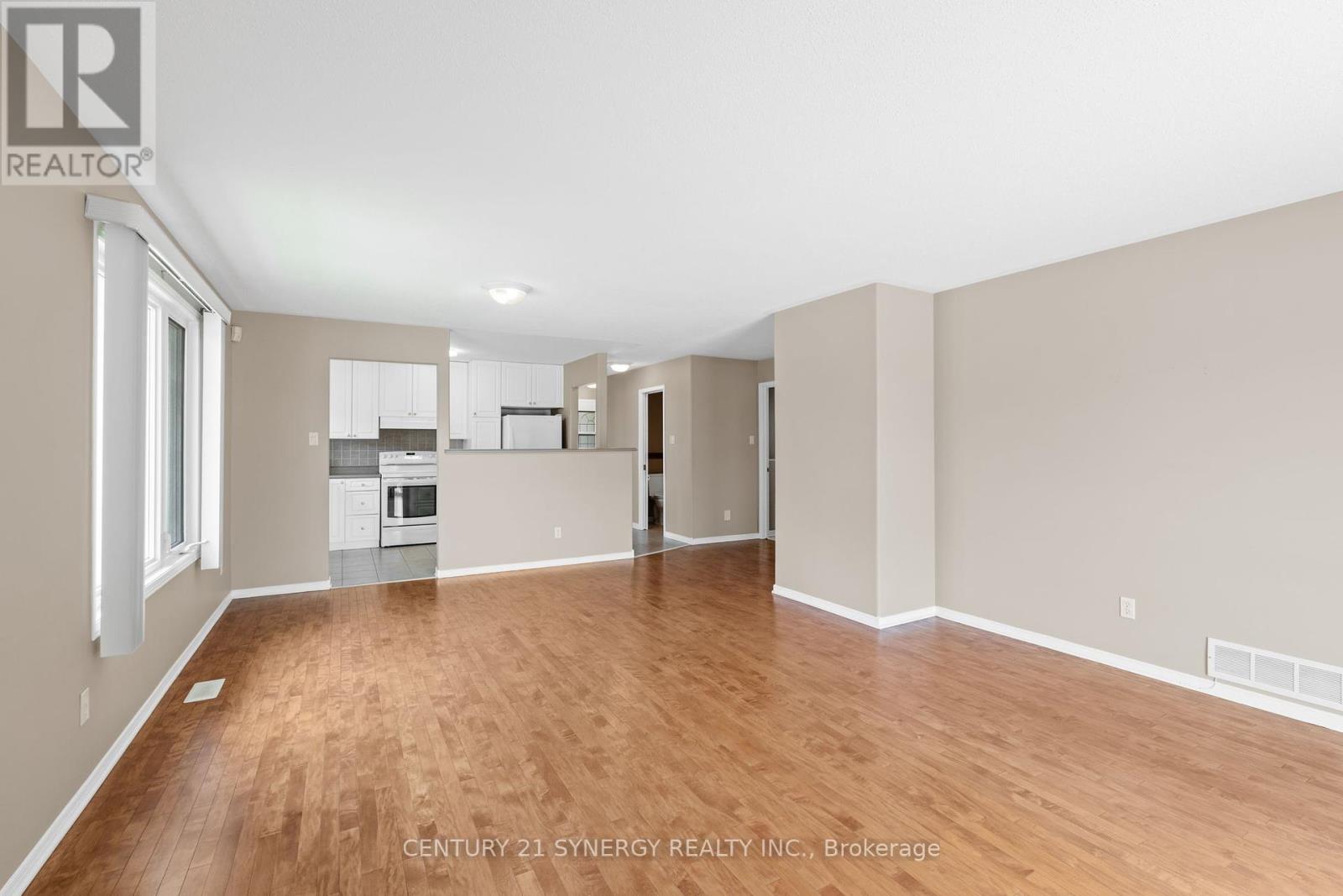 54 Dr Gordon Crescent, North Grenville, Ontario  K0G 1J0 - Photo 18 - X12404126