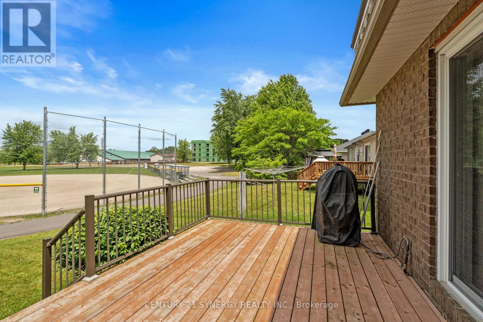 54 Dr Gordon Crescent, North Grenville, Ontario  K0G 1J0 - Photo 41 - X12404126