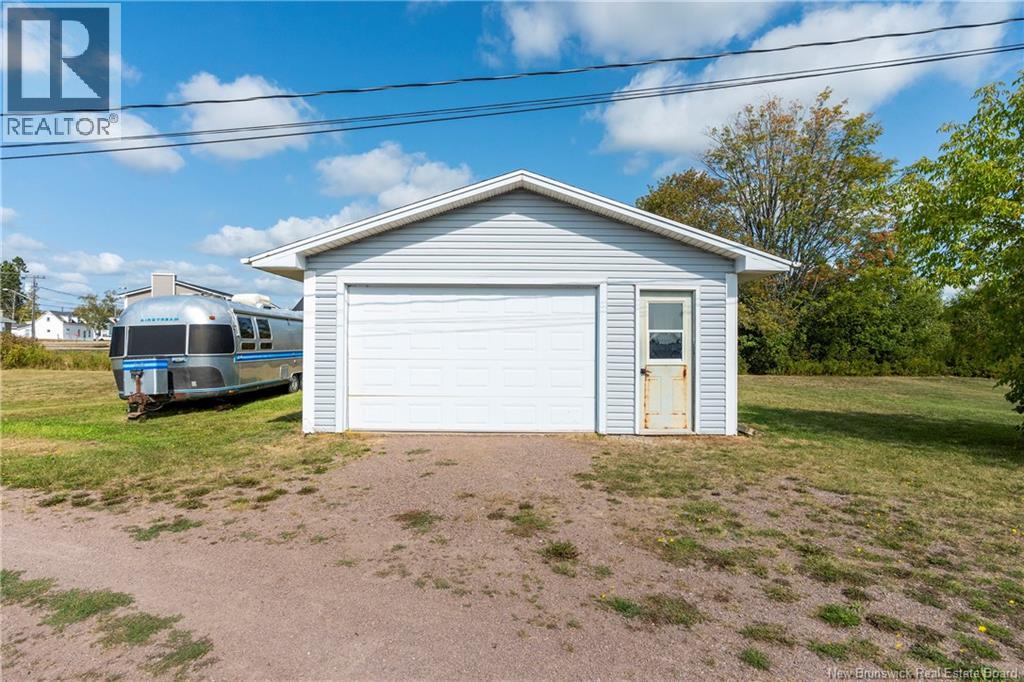 657 Royal Road, Memramcook, New Brunswick  E4K 1X1 - Photo 4 - NB126896