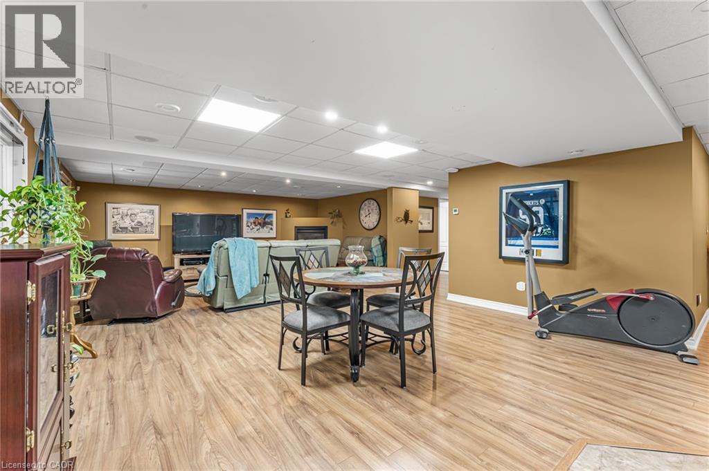 8 Oakridge Boulevard, Fonthill, Ontario  L3E 0R7 - Photo 26 - 40772082