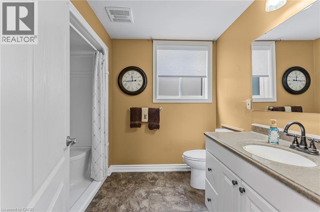 8 Oakridge Boulevard, Fonthill, Ontario  L3E 0R7 - Photo 31 - 40772082