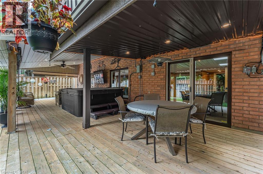 8 Oakridge Boulevard, Fonthill, Ontario  L3E 0R7 - Photo 33 - 40772082