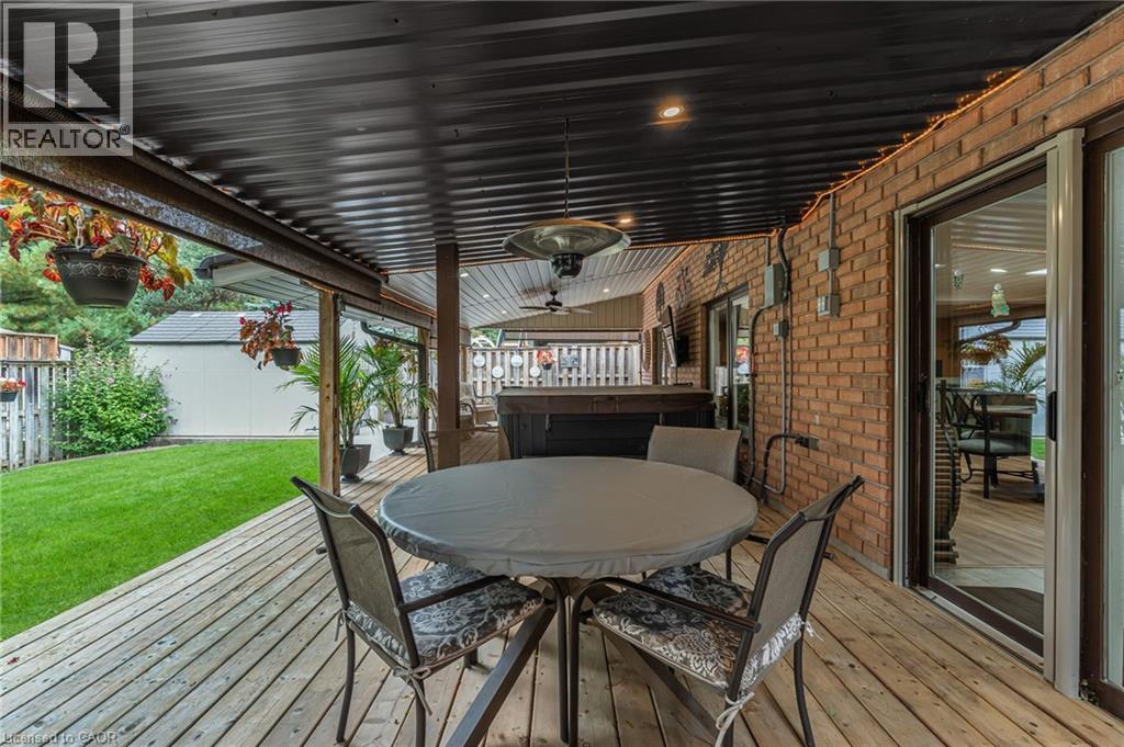 8 Oakridge Boulevard, Fonthill, Ontario  L3E 0R7 - Photo 34 - 40772082