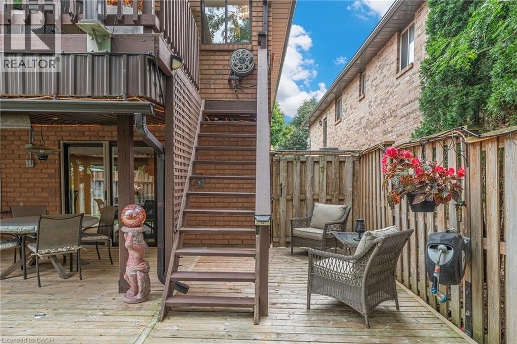 8 Oakridge Boulevard, Fonthill, Ontario  L3E 0R7 - Photo 39 - 40772082