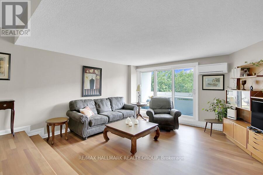 705 - 1081 Ambleside Drive, Ottawa, Ontario  K2B 8C8 - Photo 2 - X12418042