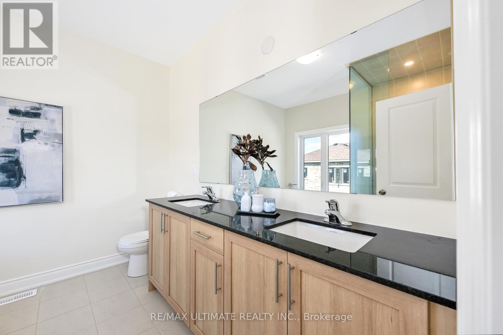1859 Irish Moss Square, Pickering, Ontario  L1Y 0B4 - Photo 25 - E12418012