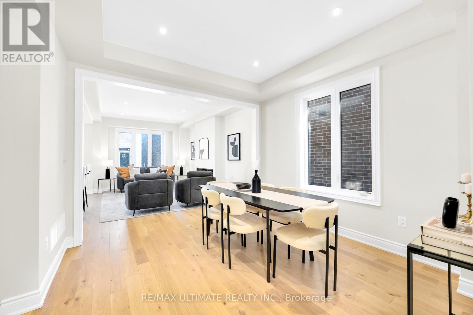 1859 Irish Moss Square, Pickering, Ontario  L1Y 0B4 - Photo 4 - E12418012