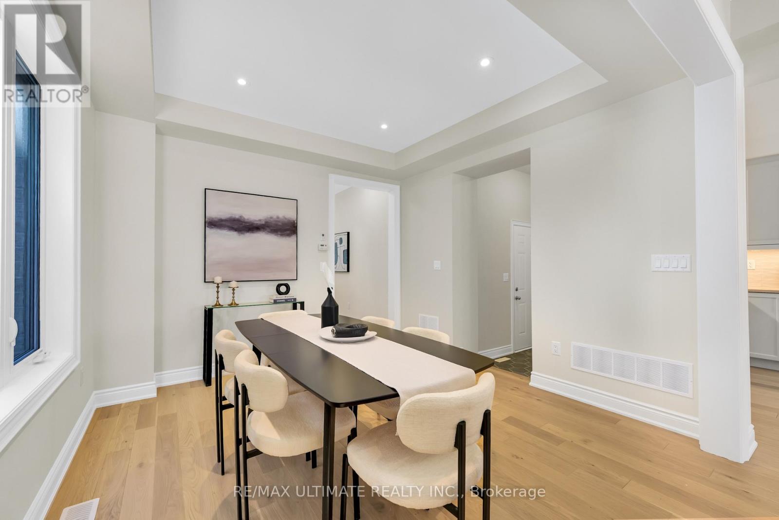 1859 Irish Moss Square, Pickering, Ontario  L1Y 0B4 - Photo 5 - E12418012
