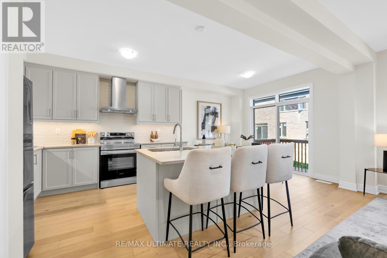 1859 Irish Moss Square, Pickering, Ontario  L1Y 0B4 - Photo 7 - E12418012