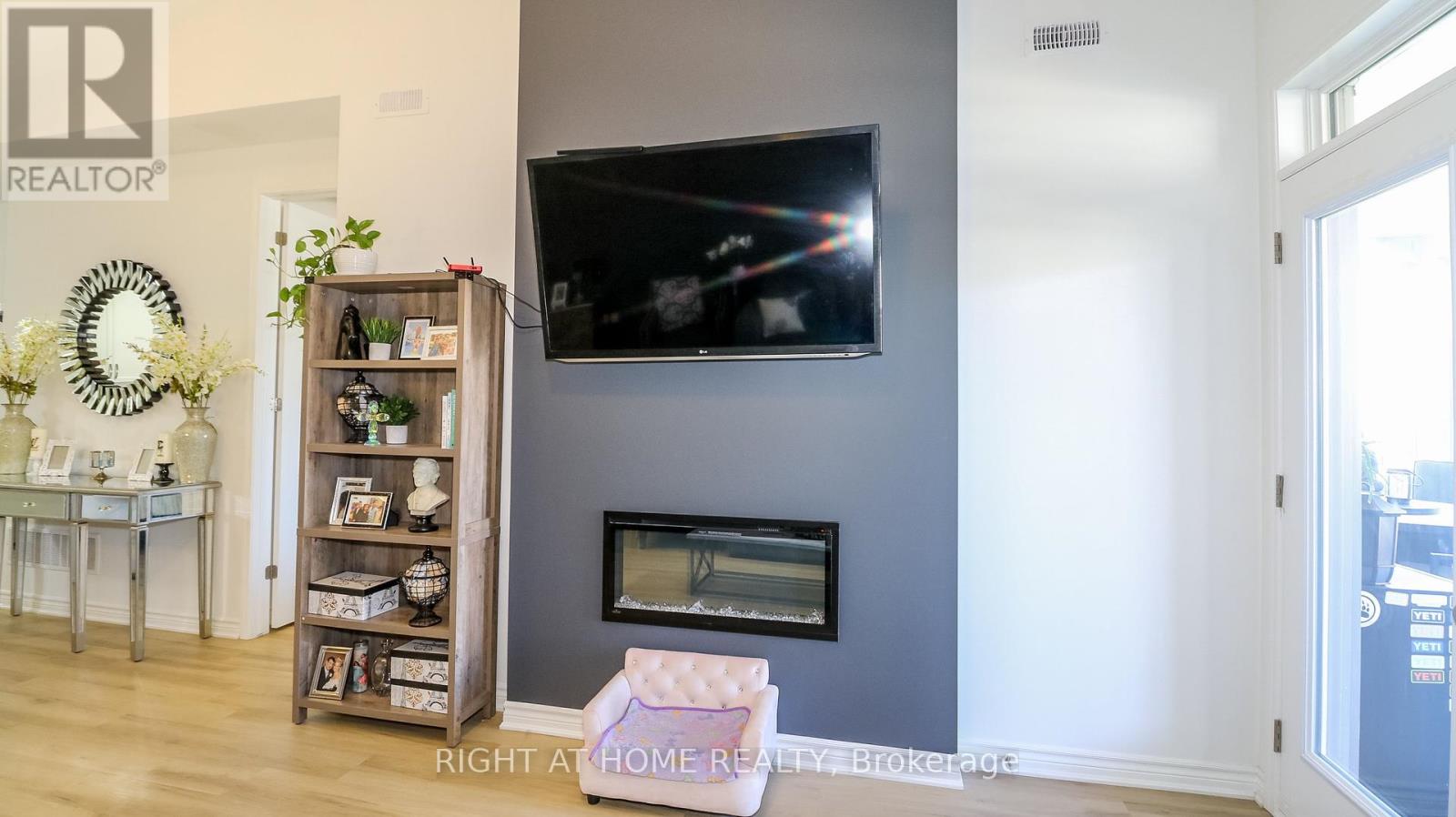 708 Sargeant Place N, Innisfil, Ontario  L9S 0S9 - Photo 23 - N12418007
