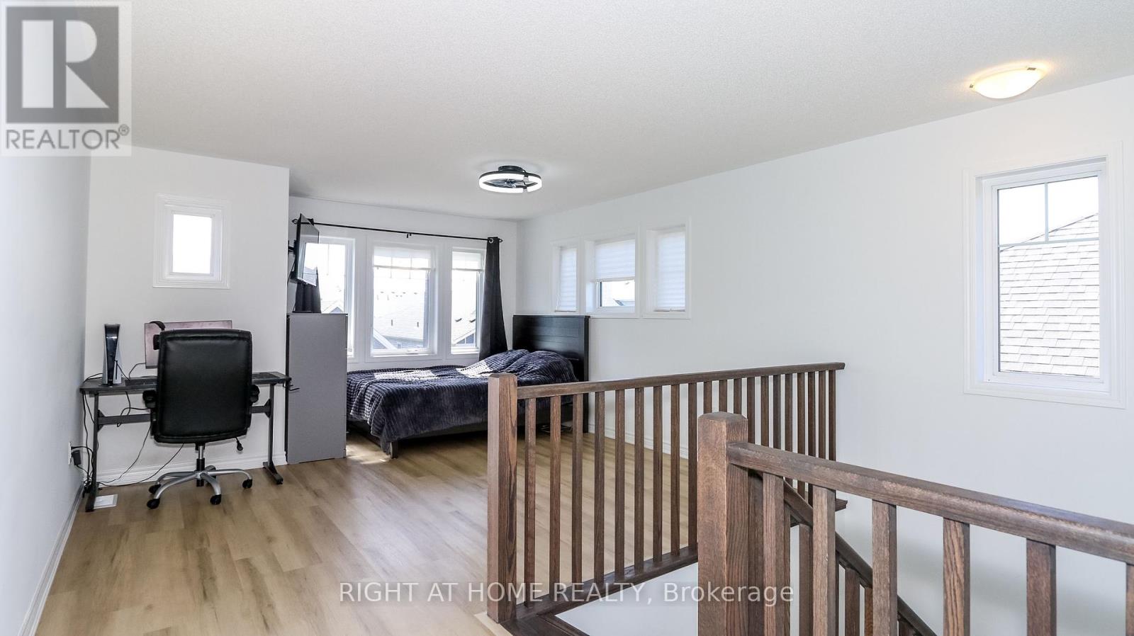 708 Sargeant Place N, Innisfil, Ontario  L9S 0S9 - Photo 35 - N12418007