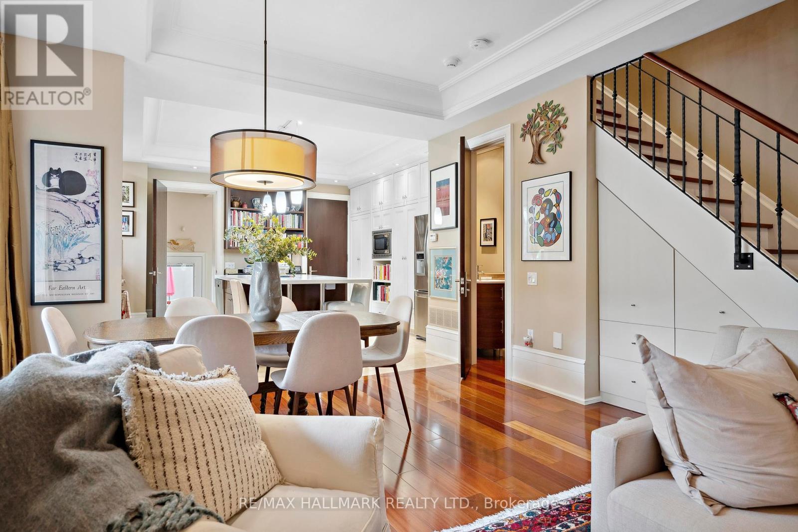 85 Sorauren Avenue, Toronto, Ontario  M6R 2E1 - Photo 12 - W12418005