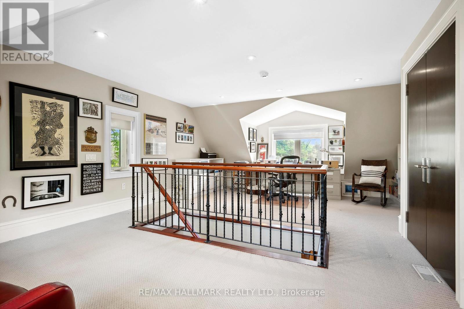 85 Sorauren Avenue, Toronto, Ontario  M6R 2E1 - Photo 39 - W12418005