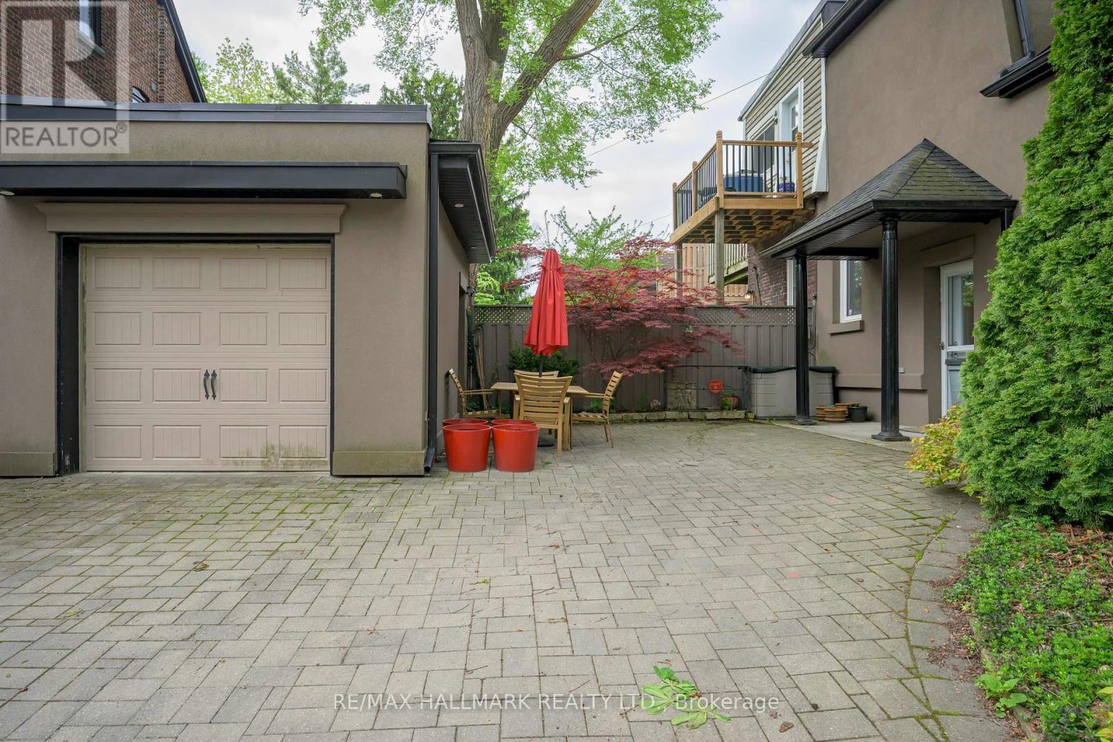 85 Sorauren Avenue, Toronto, Ontario  M6R 2E1 - Photo 48 - W12418005
