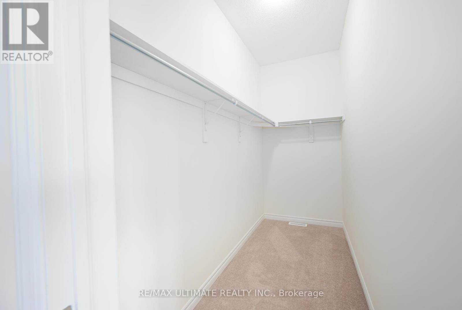 18 Thresher Street, Brampton, Ontario  L6Z 3N1 - Photo 36 - W12418008