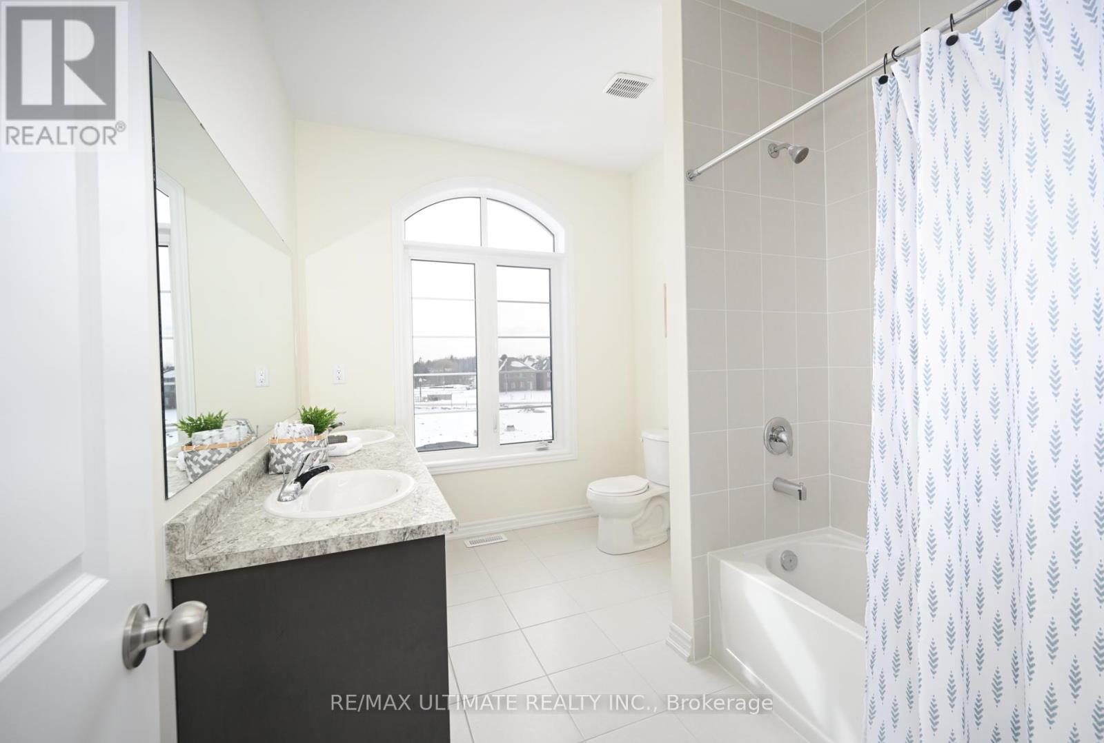 18 Thresher Street, Brampton, Ontario  L6Z 3N1 - Photo 42 - W12418008